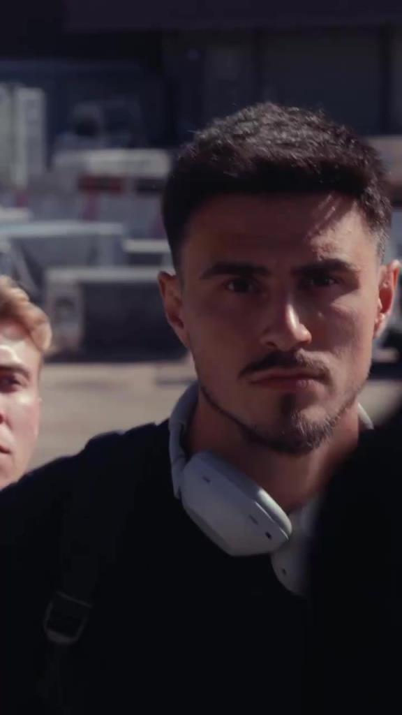 这短片太帅了!那不勒斯抵达帕尔马! 这短片太帅了!那不勒斯抵达帕尔马!