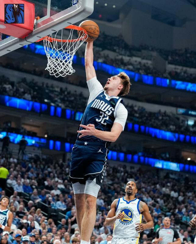 弗拉格32分克莱5记三分难救主，波神22+7+5，勇士逆转独行侠