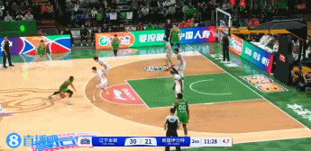 炸到自己？奧利弗飆中三分后”扔手雷”慶祝 隨后出現(xiàn)腳踝扭傷