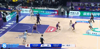 神來之筆！杰曼弧頂持球單打 后撤步加長三分壓哨命中