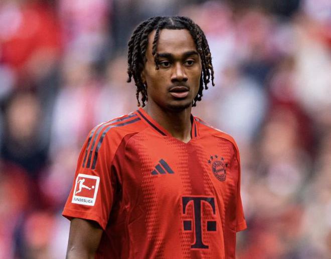 弗羅因德：阿薩雷在訓(xùn)練中表現(xiàn)得很出色，很高興他能上演首秀