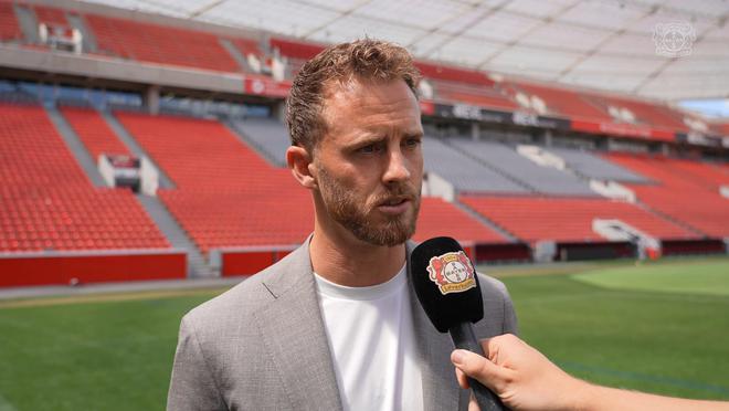 弗莱肯：重返德甲对我意义非凡，目标是帮助药厂重夺德甲冠军