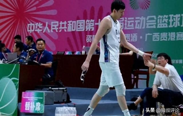 贵就是好使！周琦12中11独砍22分13板 攻守两端完爆北京禁区