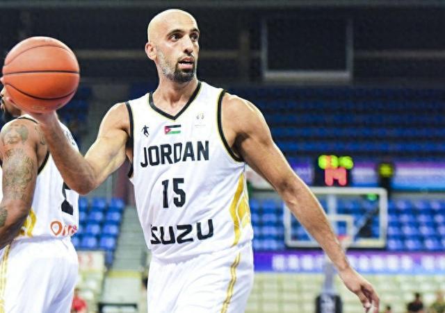 老熟人！CBA舊將道格拉斯擔任約旦U19主帥 阿巴斯任助教