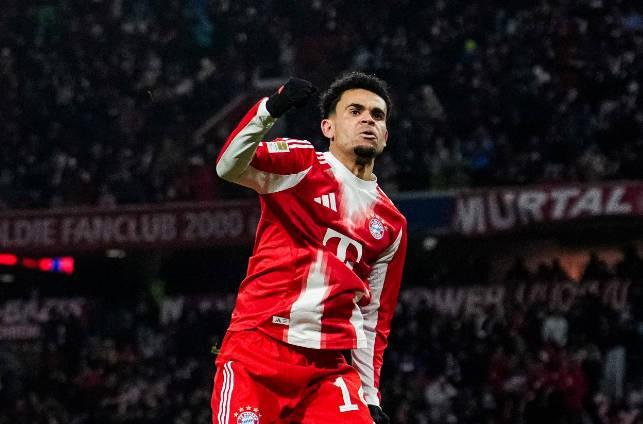 路易斯-迪亞斯前15場德甲參與17球,自有統計以來僅次于凱恩