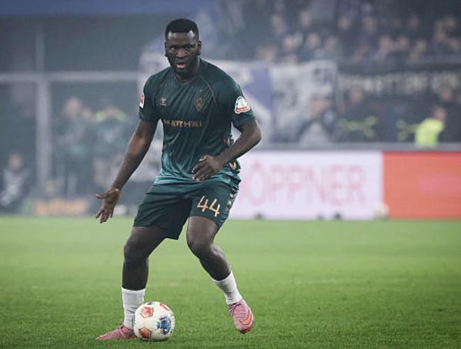 埃芬博格：博尼費斯在不萊梅體能太差了，最高速度不到30km/h