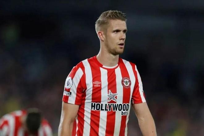 德天空：狼堡1-8慘敗拜仁后要買(mǎi)中衛(wèi)，他們想要阿耶