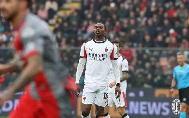 萊奧丨我的進(jìn)球是這周練習(xí)的一個戰(zhàn)術(shù)