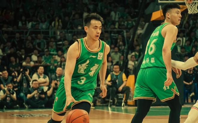 赵继伟3+3！鄢手骐哈维均0分,莫兰德7+8,布罗金顿8+4,辽篮落后7分