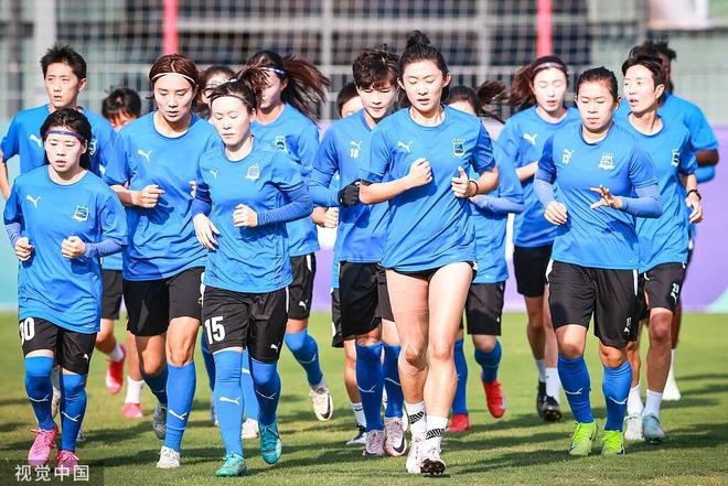 今晚打响！女足亚冠8强战：武汉女足战水原FC 王霜领衔5国脚出战