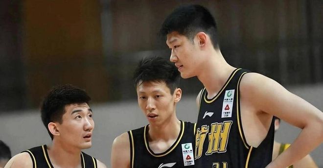 拿600万，三分5中1，昔日广厦二当家本赛季结束或被扫地出门？