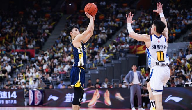 萨林杰伤情更新！徐杰喊话全队，广东传3利好，下场有望双杀山东