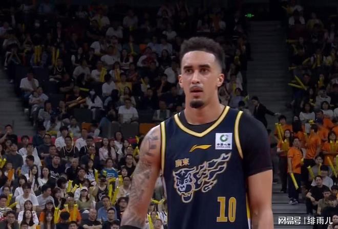 恭喜广东队！CBA名帅正式下课，未来有望执教宏远？