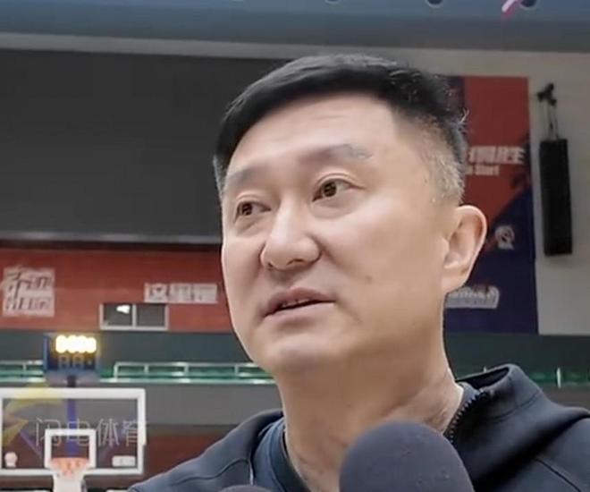 杜锋：我们三位球员有伤病球队很困难，邱彪把山东队带得不错