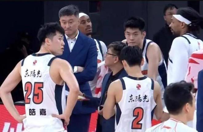 CBA资讯！北京球迷看衰广东，邱彪“为国养士”，孙铭徽正式归队