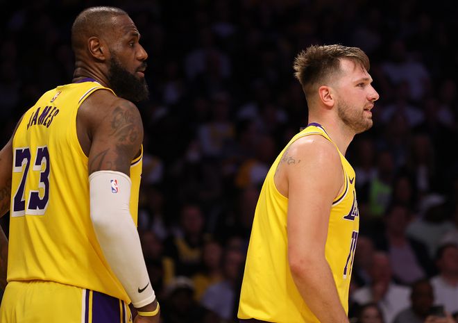 3年1.65亿美金！5年4.18亿美金！东契奇步步为营，老詹却进退两难