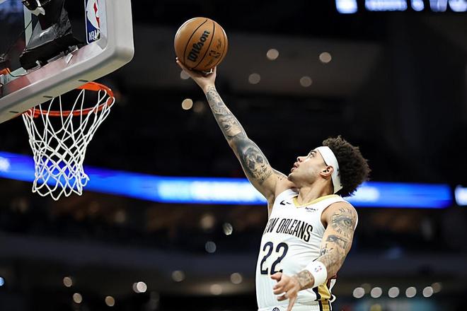 魔术为前勇士后场新星送出训练营合同，他有机会冲击双向合同？