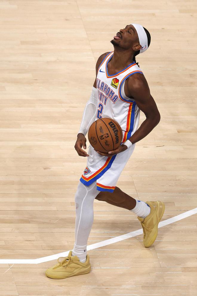 亞歷山大全場(chǎng)僅得14分 創(chuàng  )造個(gè)人本賽季常規賽+季后賽單場(chǎng)新低