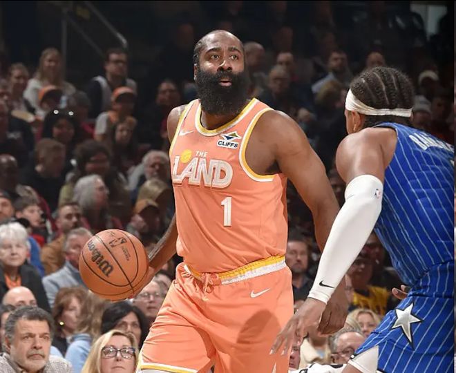 哈登加盟骑士后数据亮眼！18战14胜+近4战27分8助攻 命中率超5成