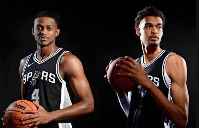 守得云开见月明！这二人跟随球队沉浮5年不离不弃，如今彻底崛起