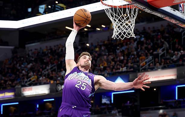 马刺用训练营合同签下前爵士内线，但他想要成功留队并不容易？