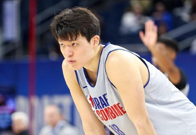 杨瀚森季前赛首秀，10月9日对阵勇士；媒体人预测8分6板5助攻