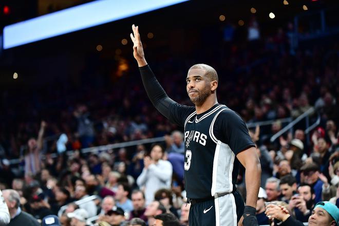 记者：保罗想继续打首发 快船仍非常希望保罗能加盟