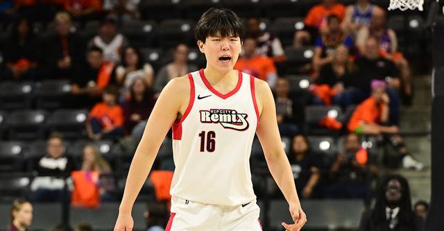 杨瀚森18+7关键时刻建功 撕裂之城混音险胜奥斯汀马刺