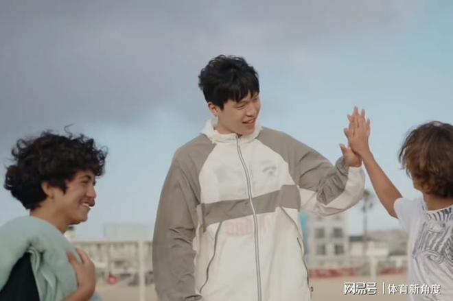 楊瀚森試訓狀態(tài)良好，一天賦堪比倫納德，湖人想撿漏難度不小