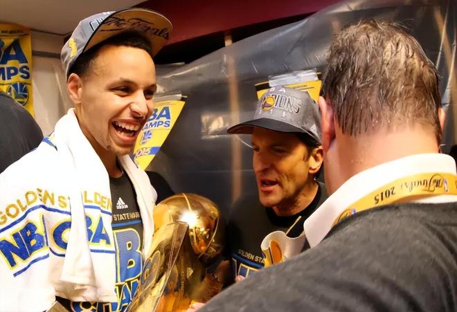 吃草挤奶！NBA这5位球员拿小钱办大事，有人甚至新秀年便率队夺冠