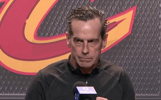 胜勇士发布会！阿特金森力挺施罗德，爆赞斯特鲁斯，展望季后赛！