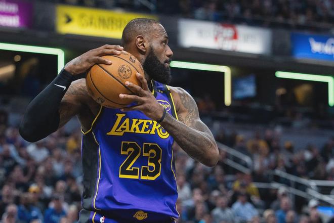 詹姆斯真的要被困死在洛杉矶？无队追求，给湖人提供报价