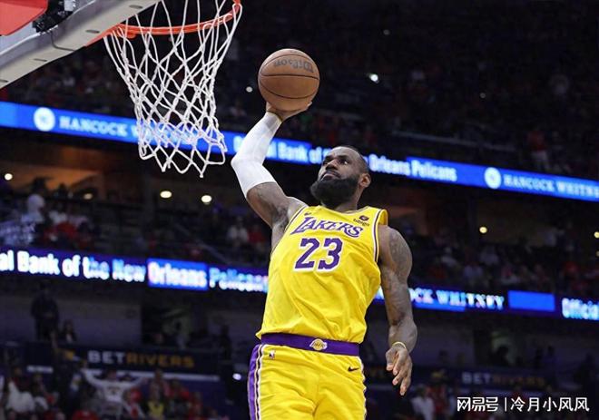 湖人消息：老詹扣篮能力值引热议，东子伤势无碍，黑贝盛赞斯玛特