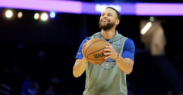 小佩顿谈库里：现在“超人”回来了 我们会解决问题的