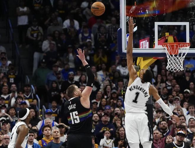 文班：约基奇是世界最好的攻击手，本场比赛让我们学到了很多