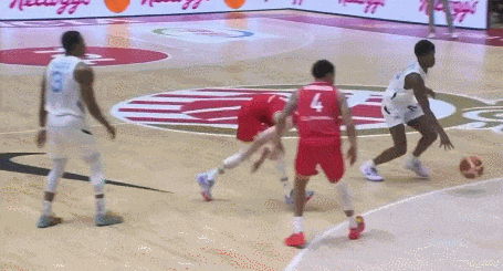 從2400人小島打進(jìn)NBA，他才真是“上喬下科”？