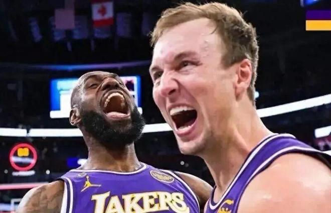 8分变25分！你才是湖人王炸啊！！