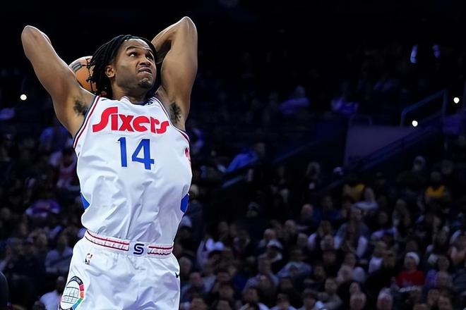 篮网为刚刚被76人裁掉的侧翼新星送出合同，但他想留队并不容易？