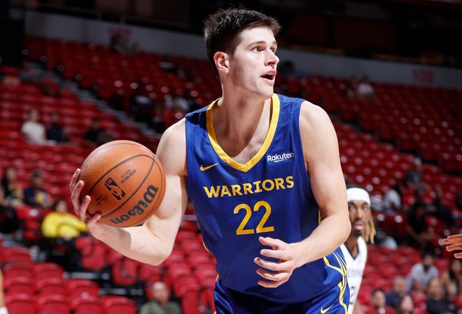 进攻效率一塌糊涂！勇士的澳洲锋线新秀完全没有适应NBA的强度？