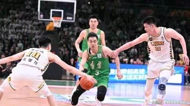 CBA季后赛风云变幻：辽粤双双出局，总决赛再现新格局