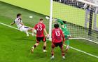 曼聯(lián)0-1無(wú)緣歐聯(lián)杯創(chuàng)最差賽季！戰(zhàn)術(shù)錯(cuò)球員菜，阿莫林官宣不辭職