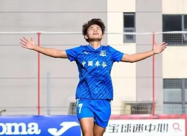王霜：渴望更高水平的比賽；將以低者姿態(tài)面對女足亞冠決賽