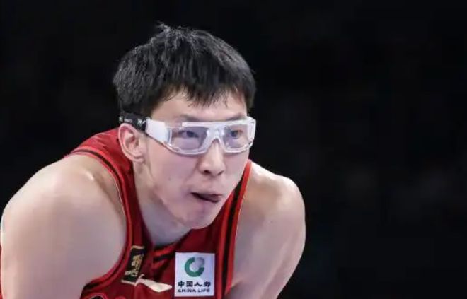 还无法痊愈？周琦下赛季大概率戴护目镜出战！