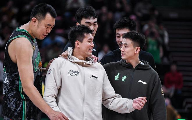 CBA赛季4大遗憾！郭艾伦转会，西热力江辞职，丁彦雨航复出失败