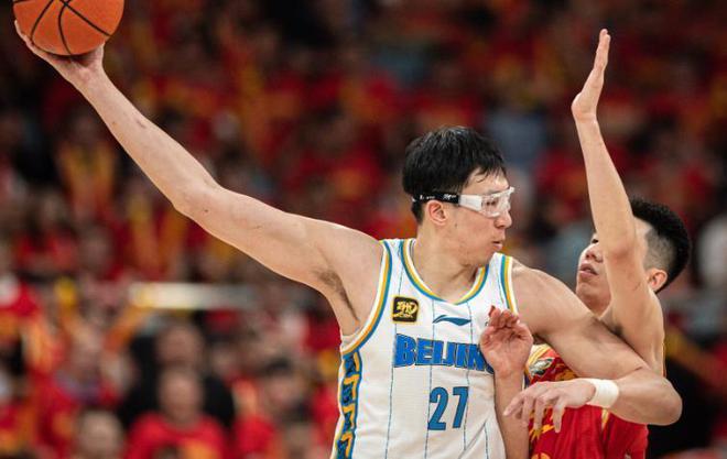 全運會周琦爭奪戰(zhàn)，四川隊600萬勝出；睢冉直播打臉遼寧隊