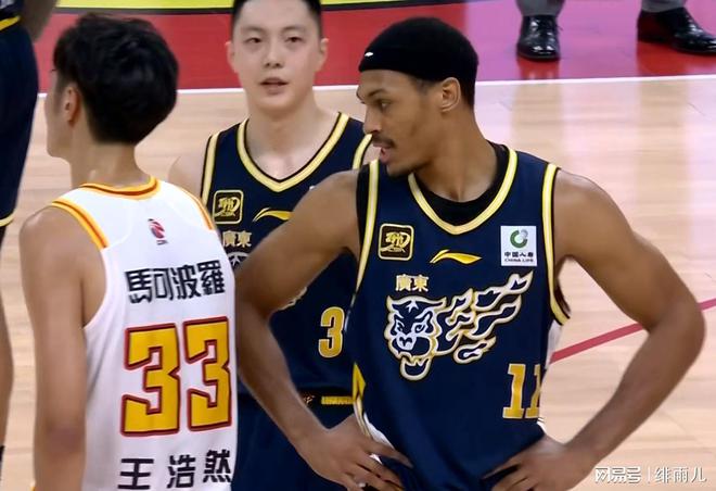 無緣加盟廣東隊(duì)！陳國豪可能被北控強(qiáng)行續(xù)約，CBA多隊(duì)有意截胡？