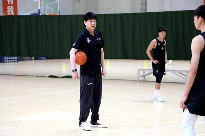 邱彪：我做教練最終目標(biāo)一定是總冠軍 愛籃球的人一定都是這目標(biāo)