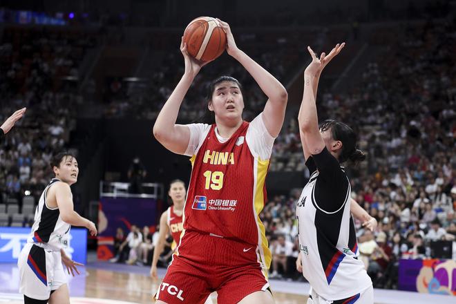 亞洲杯-中國女籃35分大勝韓國獲季軍 張子宇18+7