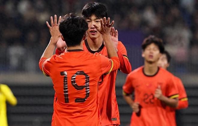 男足男籃悲喜兩重天！U17男足8-0大勝，男籃卻在主場爆冷輸韓國