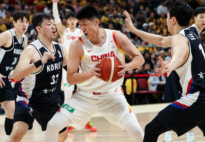 中國男籃76-80惜敗韓國！郭士強(qiáng)總結(jié)輸球原因，立軍令狀必復(fù)仇